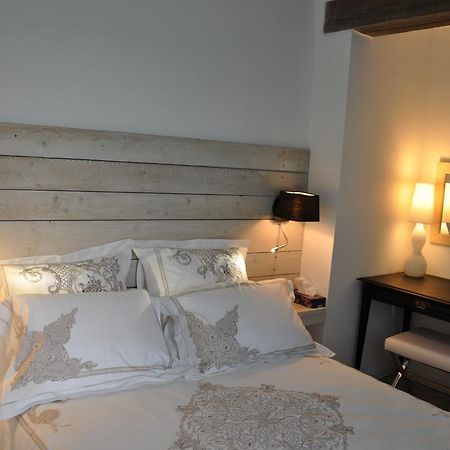 Du Cote De Chez Jos Hotel Безон Екстериор снимка