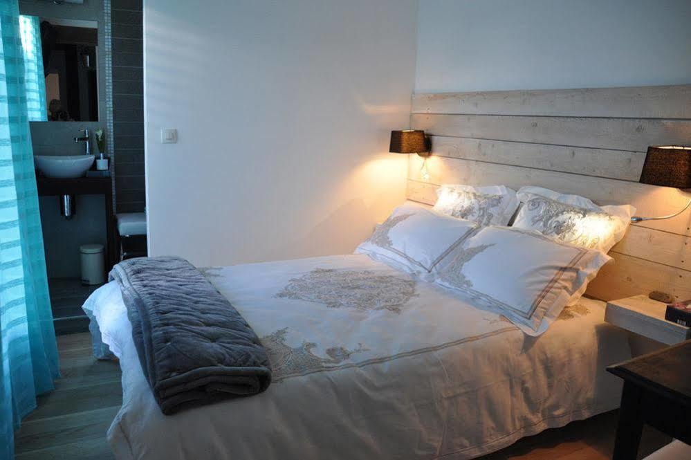 Du Cote De Chez Jos Hotel Безон Екстериор снимка